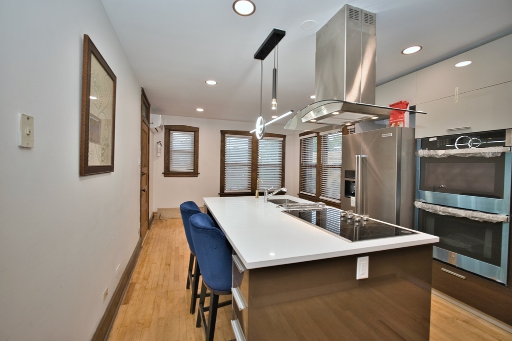 2437 W North Shore Avenue - Photo 4