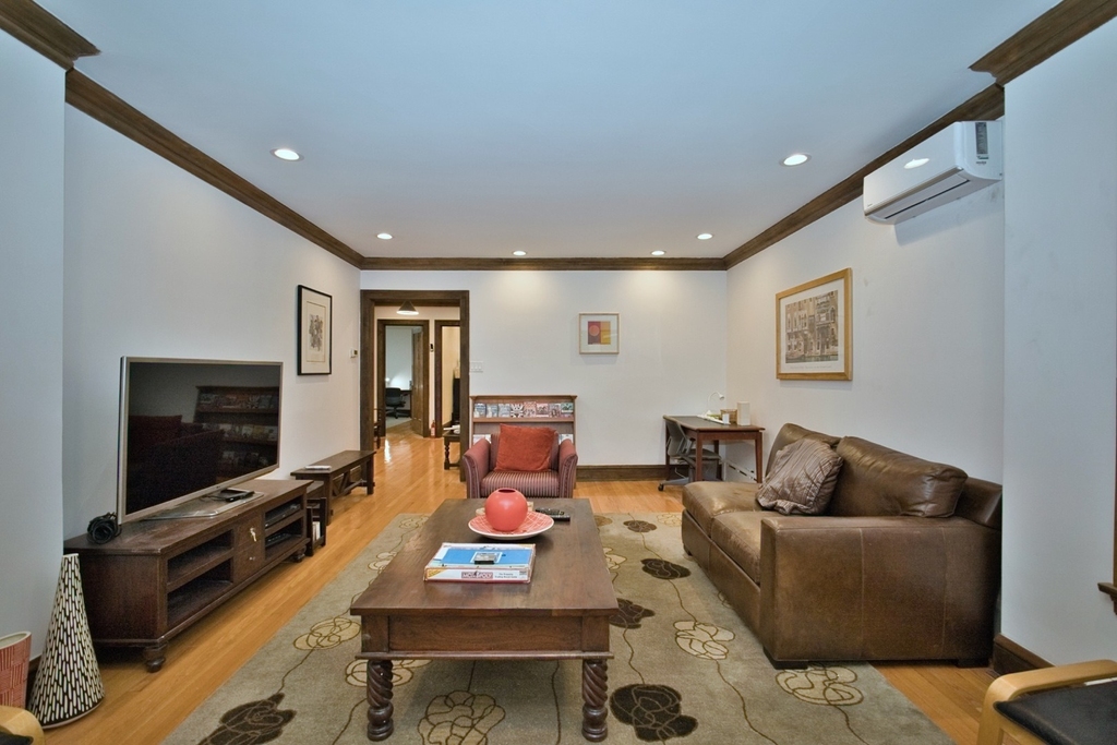 2437 W North Shore Avenue - Photo 31