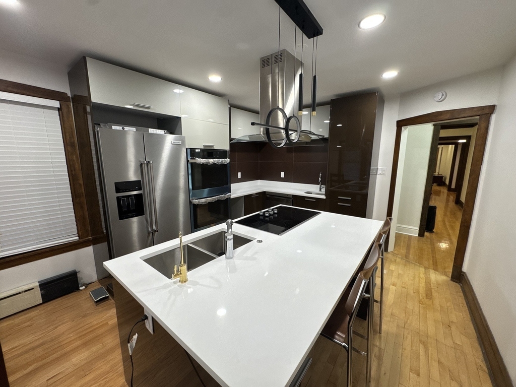 2437 W North Shore Avenue - Photo 5