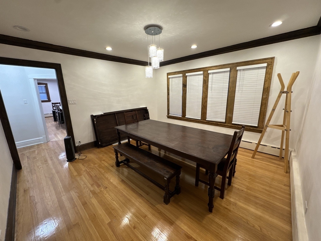 2437 W North Shore Avenue - Photo 2