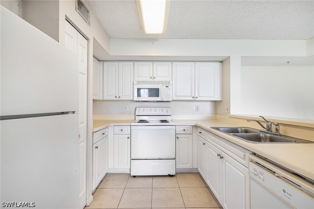 1265 Wildwood Lakes Boulevard - Photo 9