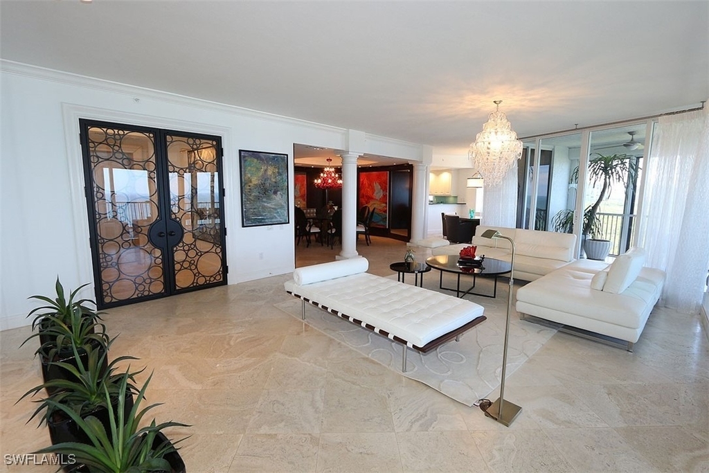 8665 Bay Colony Drive - Photo 3