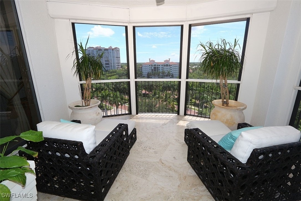 8665 Bay Colony Drive - Photo 25