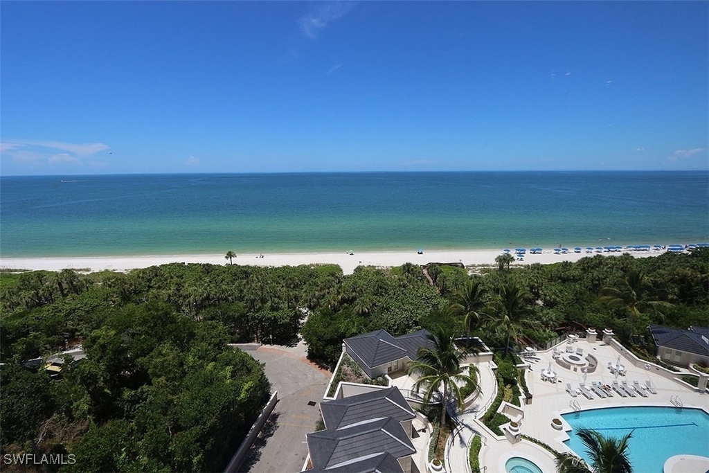 8665 Bay Colony Drive - Photo 34