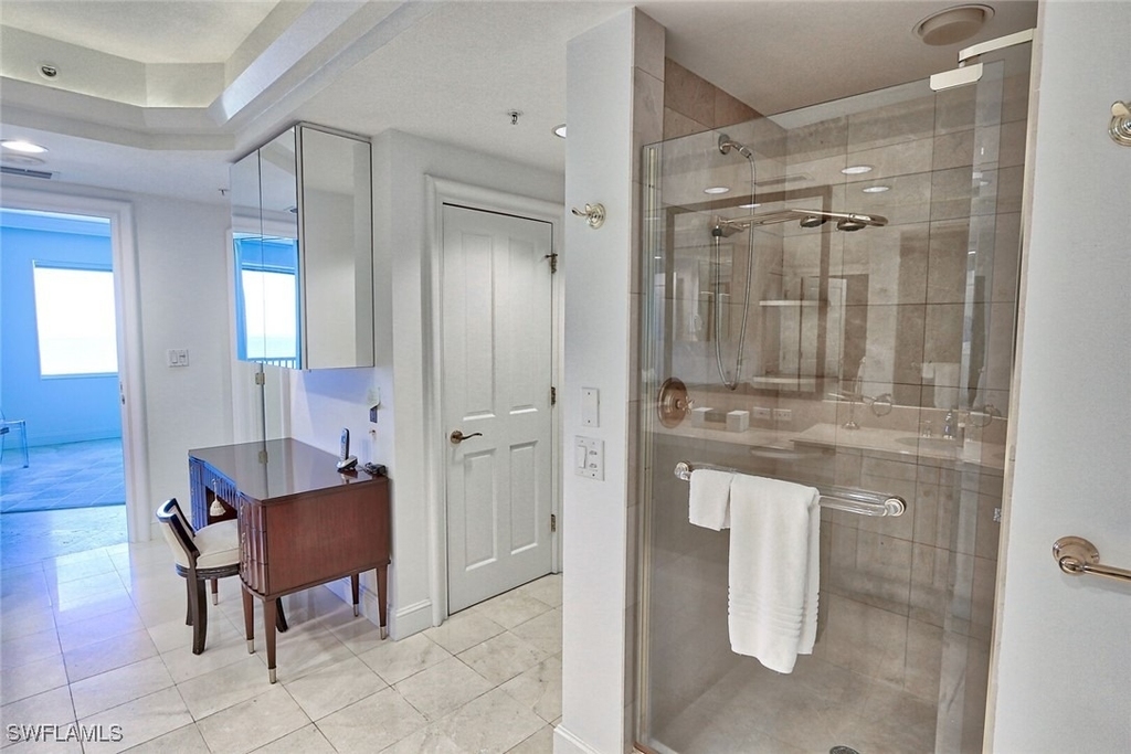 8665 Bay Colony Drive - Photo 17