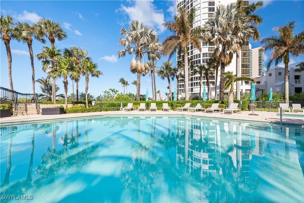 4551 Gulf Shore Boulevard N - Photo 22