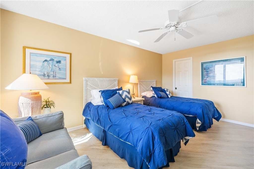 4551 Gulf Shore Boulevard N - Photo 12