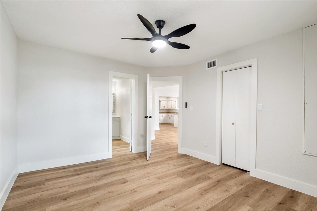 7104 Dallas Street - Photo 8
