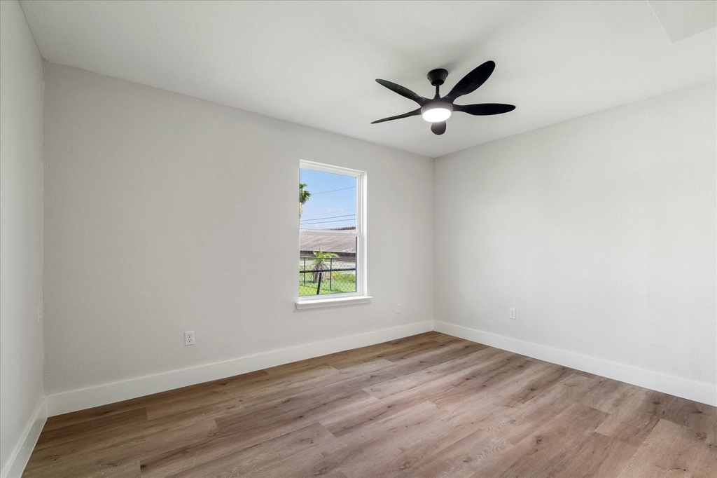 7104 Dallas Street - Photo 10