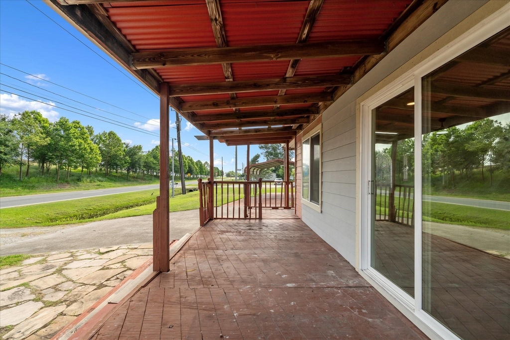 7104 Dallas Street - Photo 16