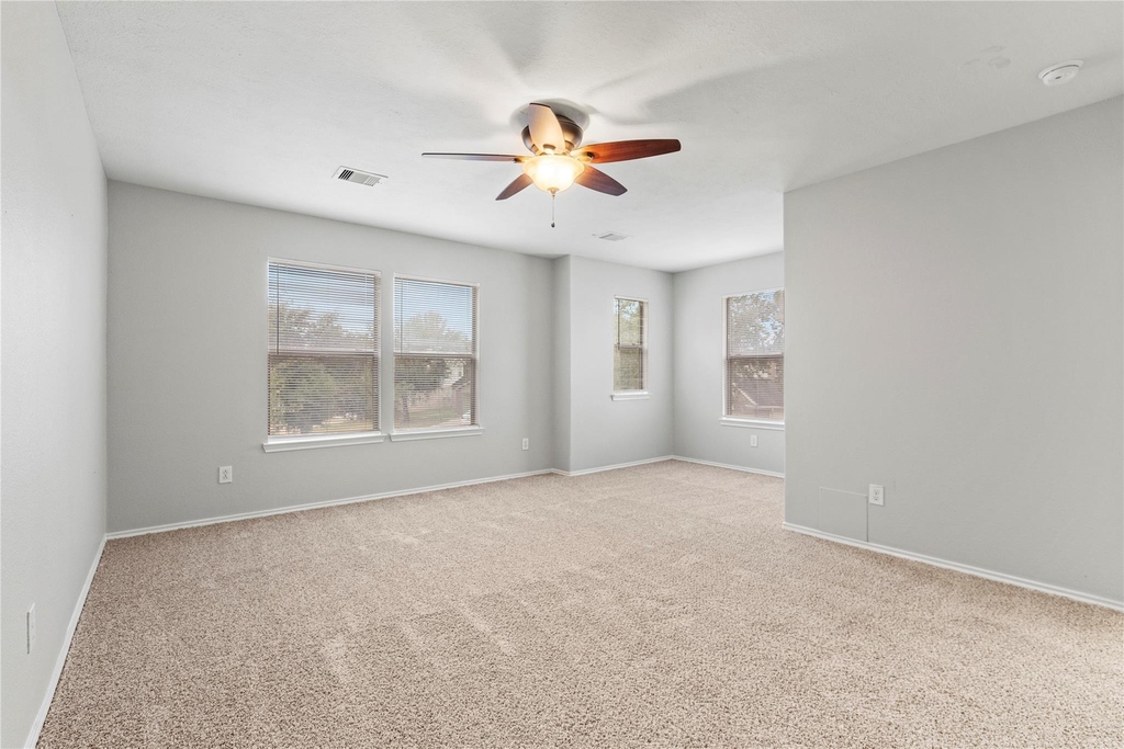 7606 Hillsdale Park Court - Photo 9
