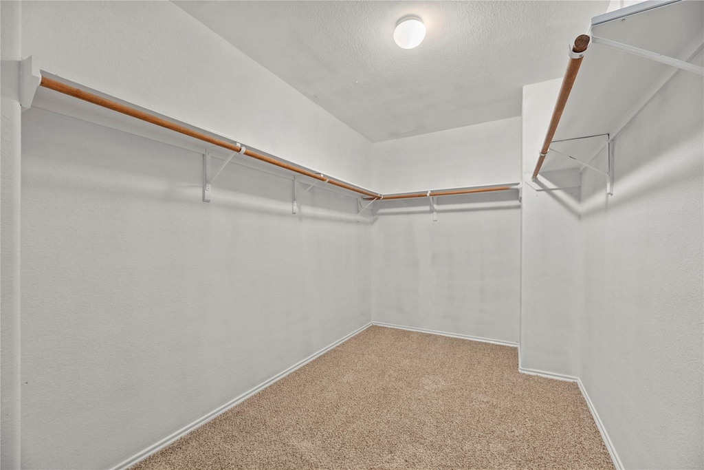7606 Hillsdale Park Court - Photo 12