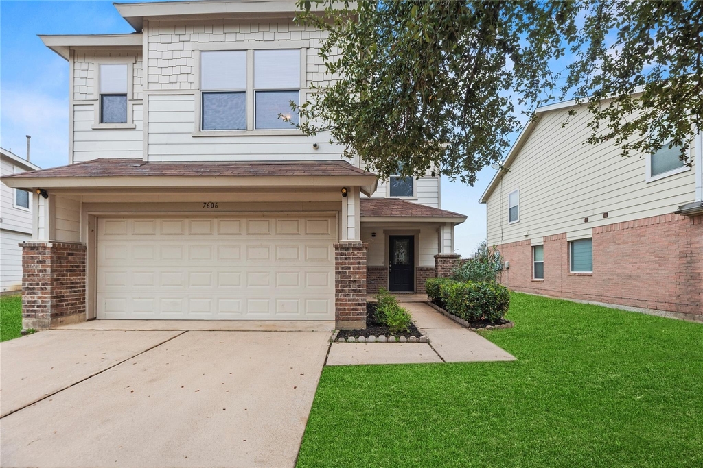 7606 Hillsdale Park Court - Photo 0