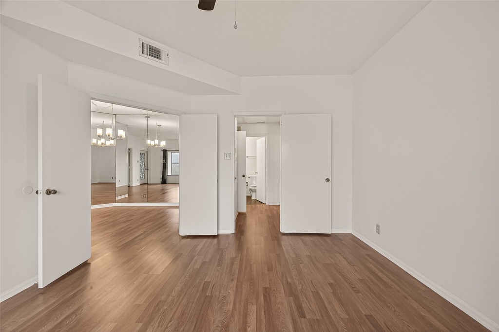 2211 S Braeswood Boulevard - Photo 20