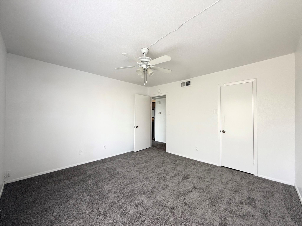 2822 S Bartell Drive - Photo 12
