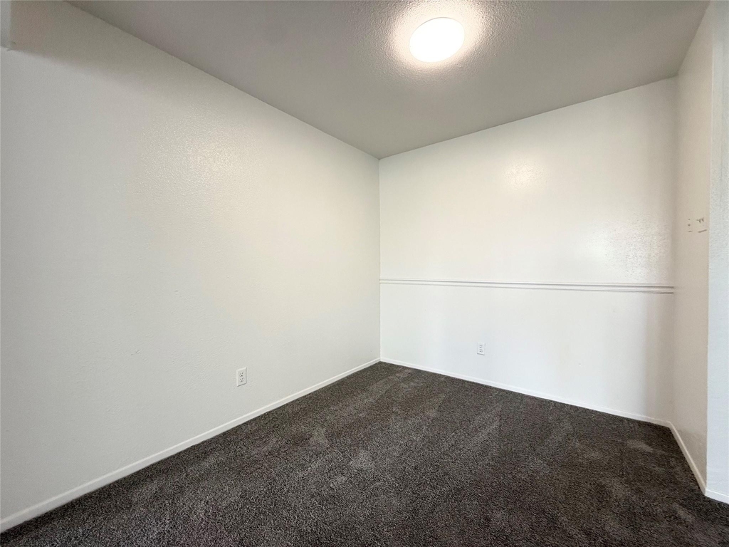 2822 S Bartell Drive - Photo 5
