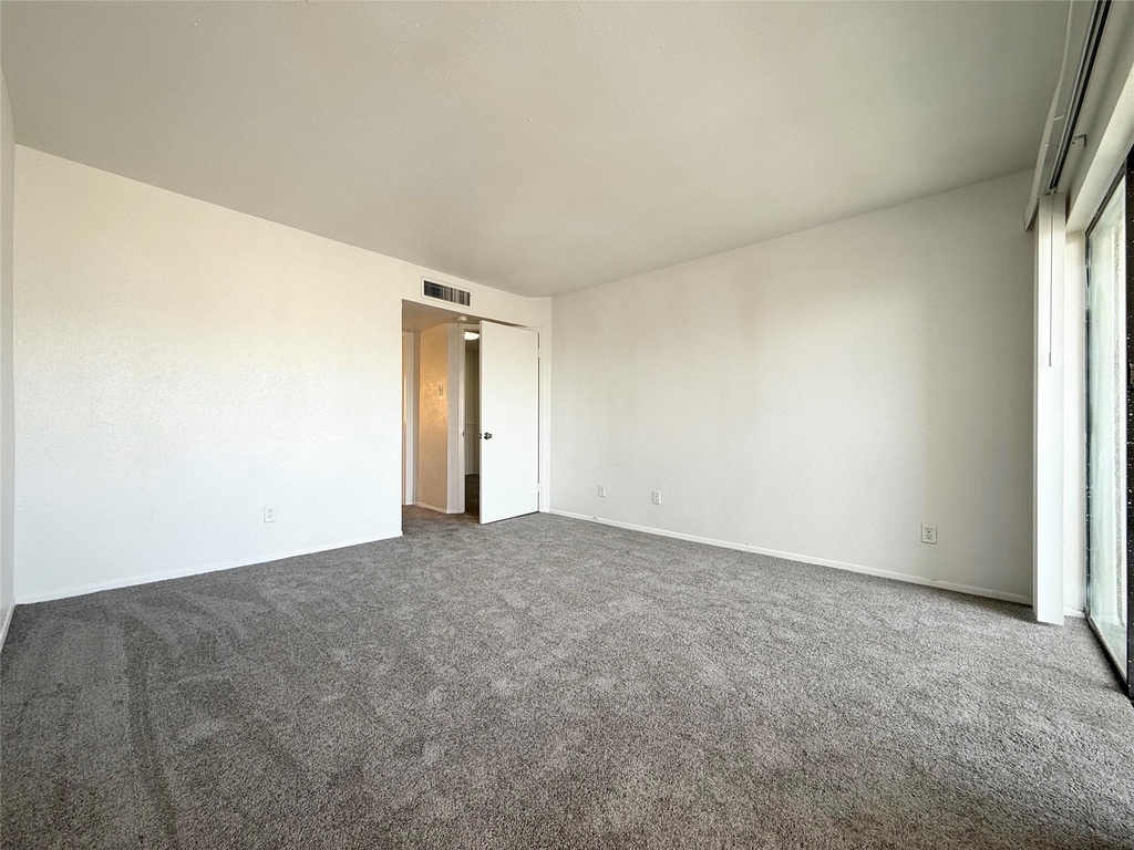 2822 S Bartell Drive - Photo 8