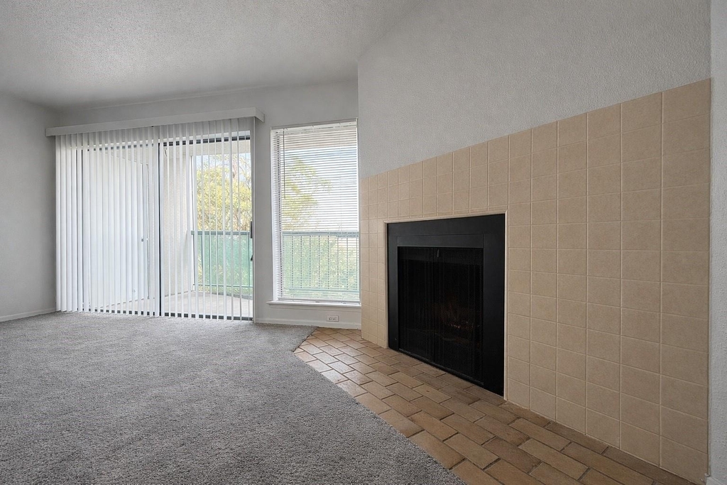 2822 S Bartell Drive - Photo 3