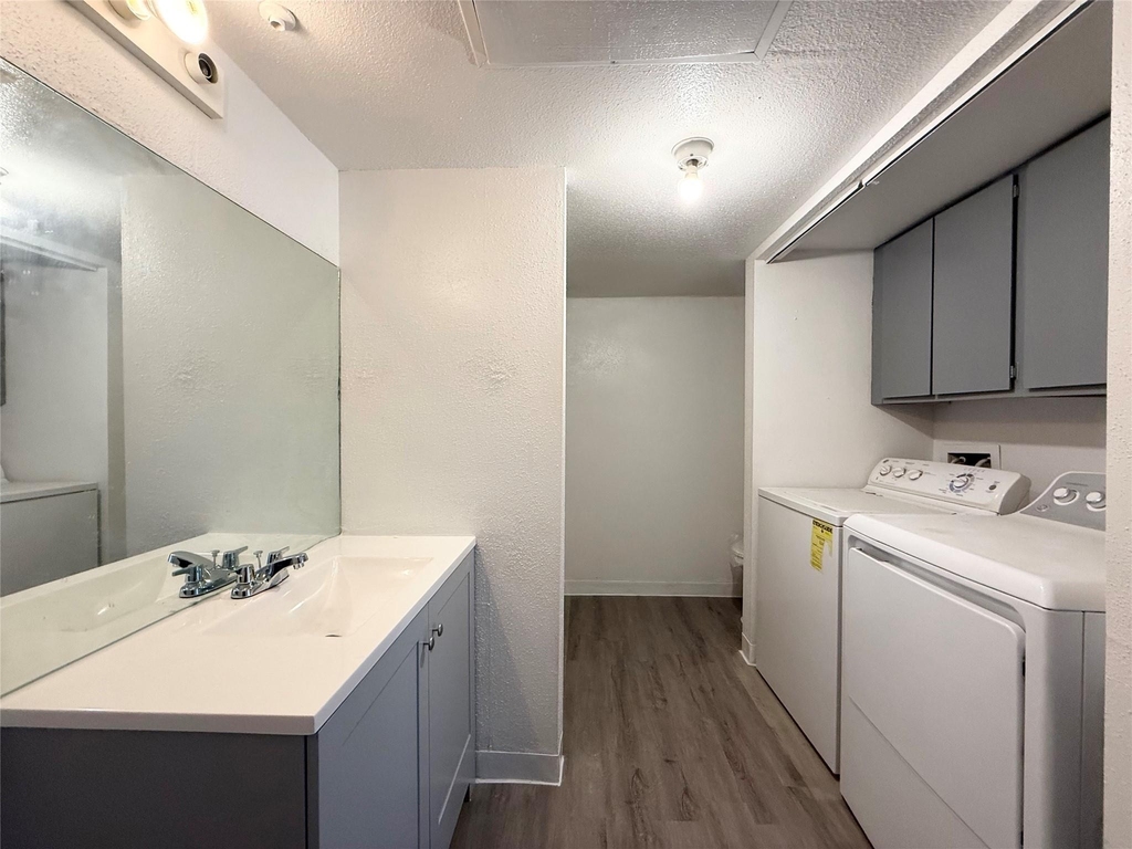 2822 S Bartell Drive - Photo 15