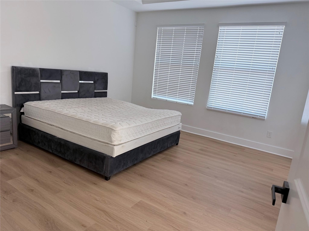 5928 Conley Street - Photo 9