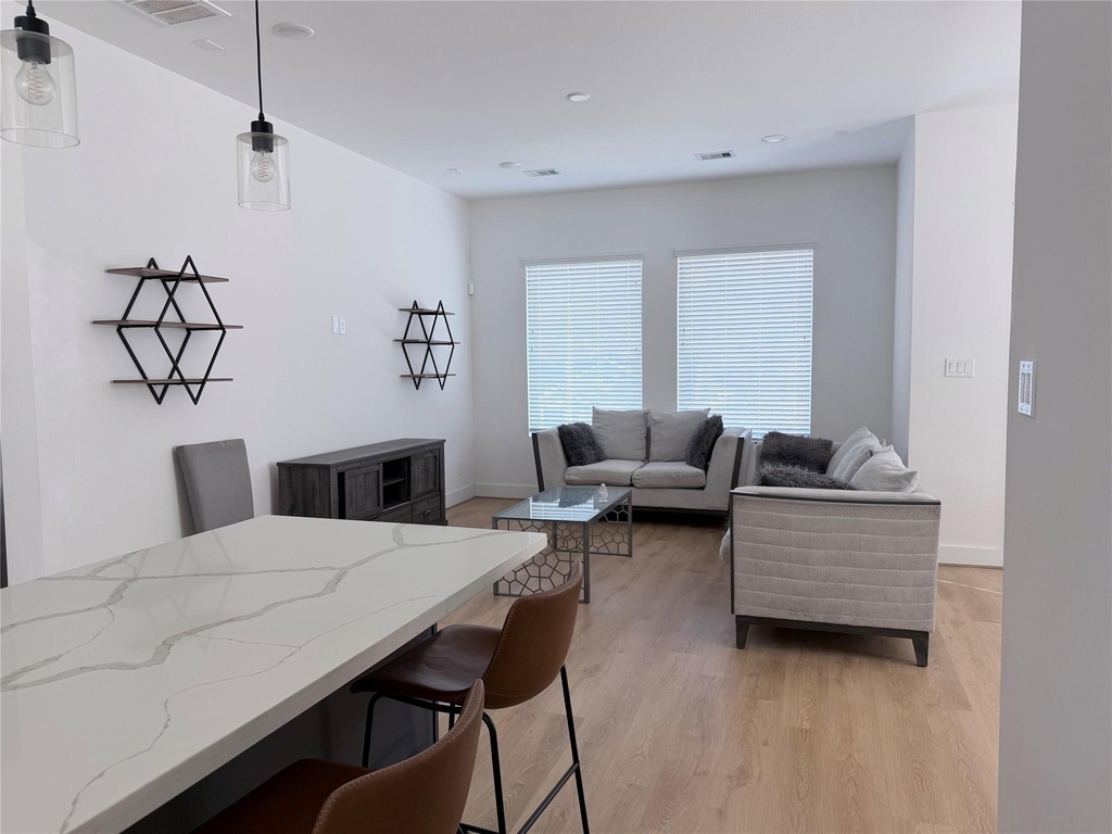 5928 Conley Street - Photo 5