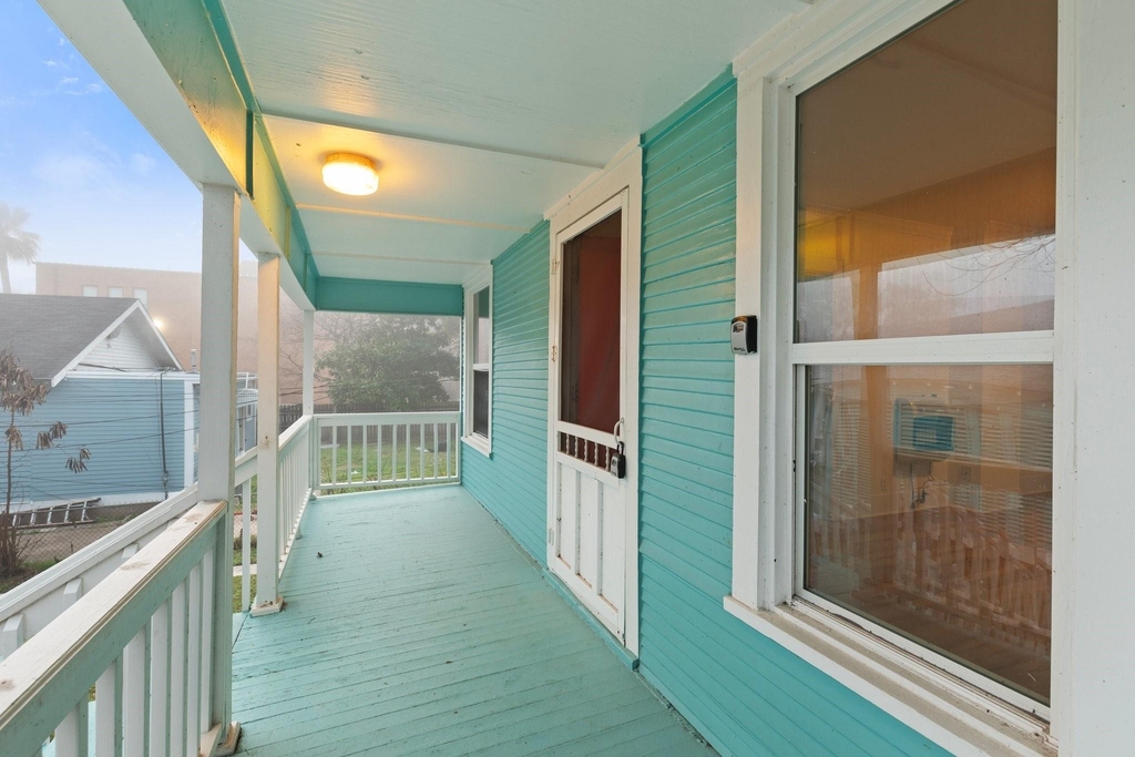 4728 Avenue R 1/2 - Photo 21