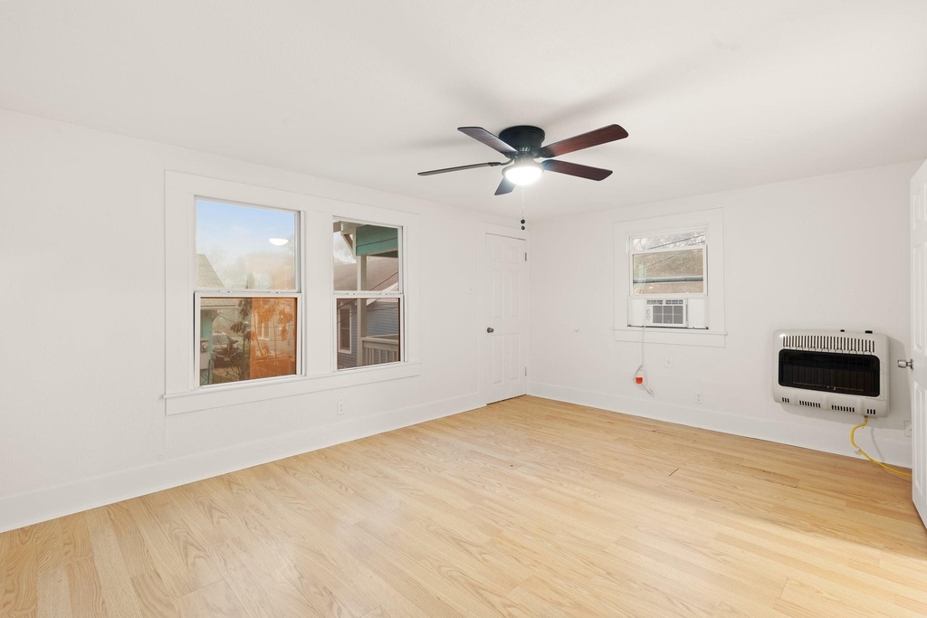 4728 Avenue R 1/2 - Photo 16