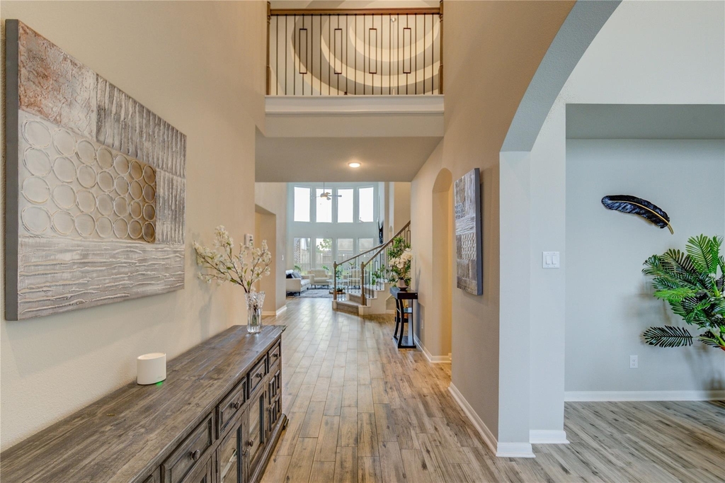 2727 Camellia Avenue - Photo 3