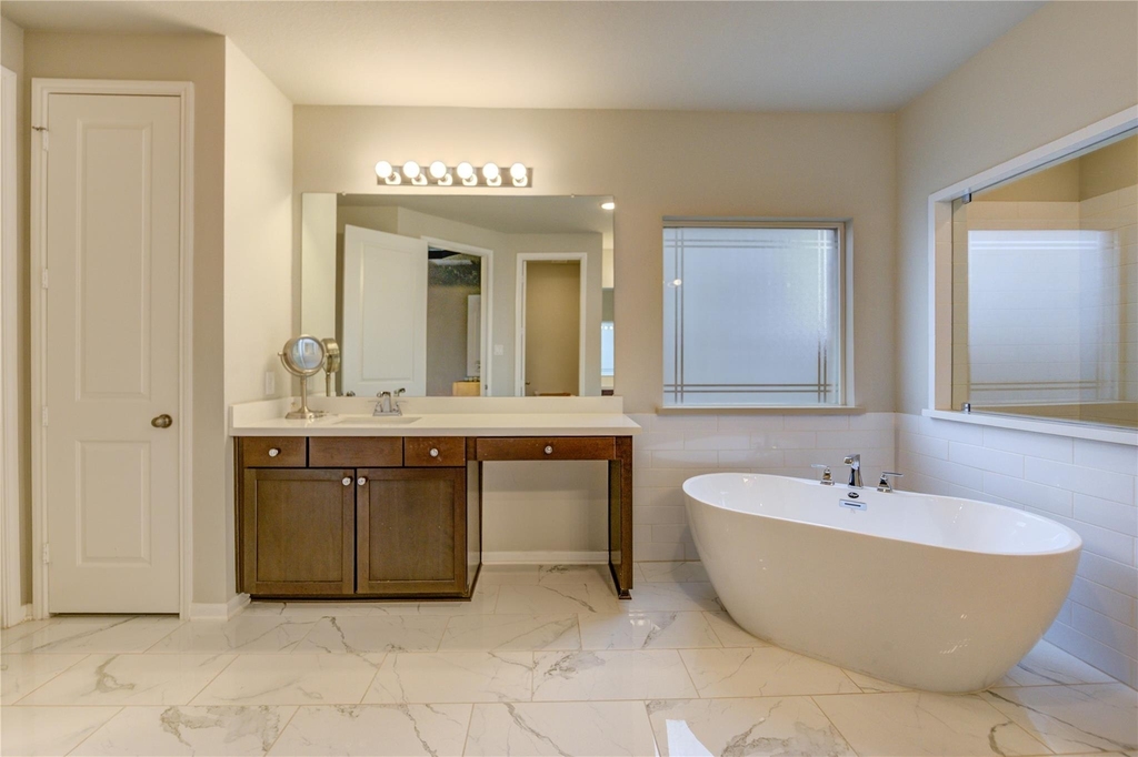 2727 Camellia Avenue - Photo 23