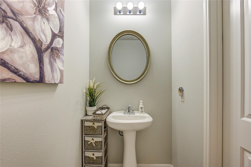 2727 Camellia Avenue - Photo 19