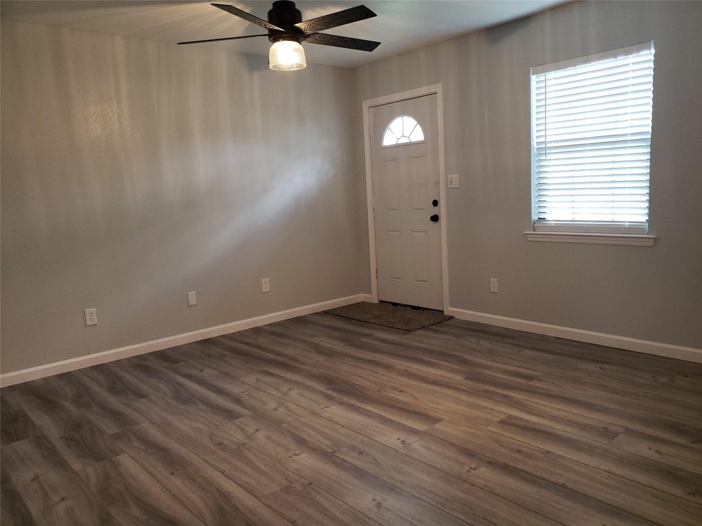 1503 Ryon Street - Photo 4