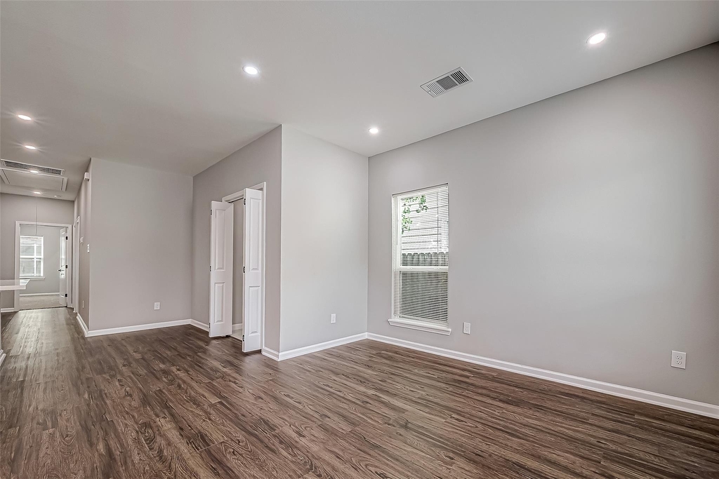 7234 Saint Augustine Street - Photo 5