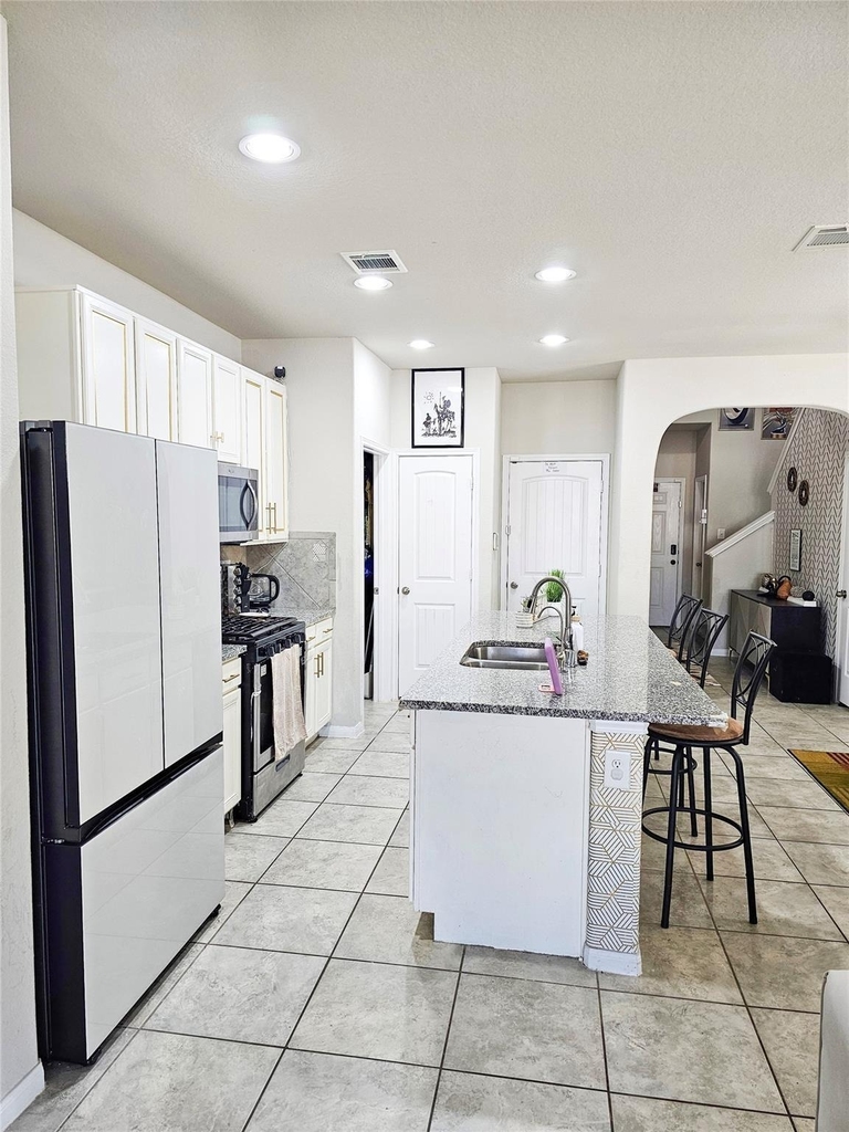 3519 Rossini Drive - Photo 3
