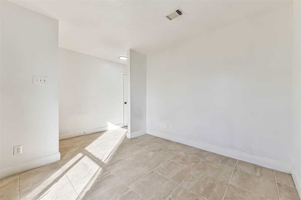 11411 Murr Way - Photo 3