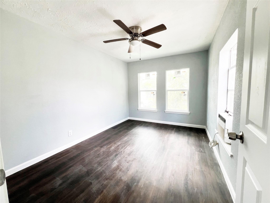 103 Cosmos Street - Photo 0