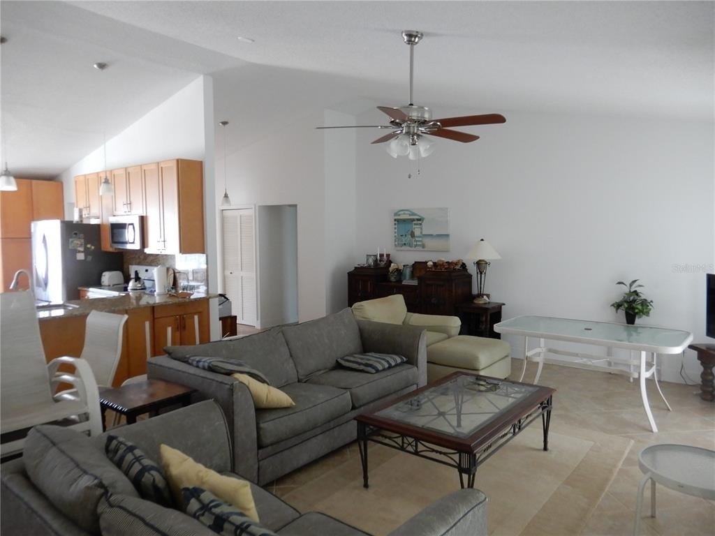 853 2nd Avenue S - Photo 4
