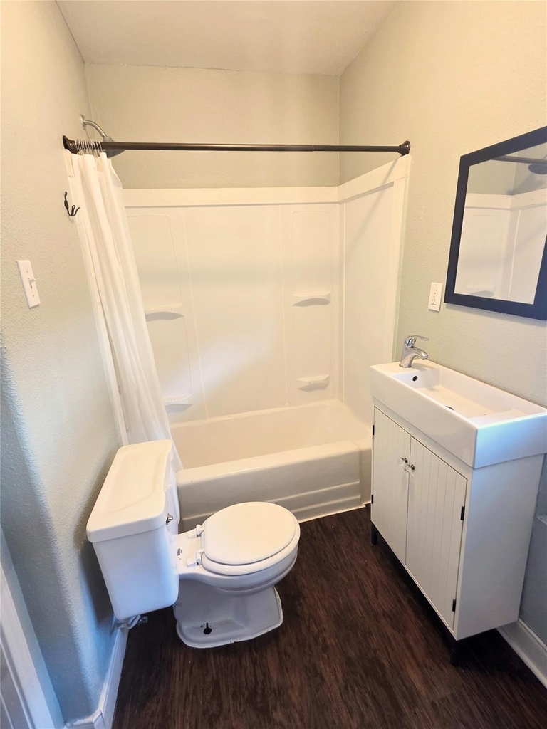 1552 Lombardy Street - Photo 5