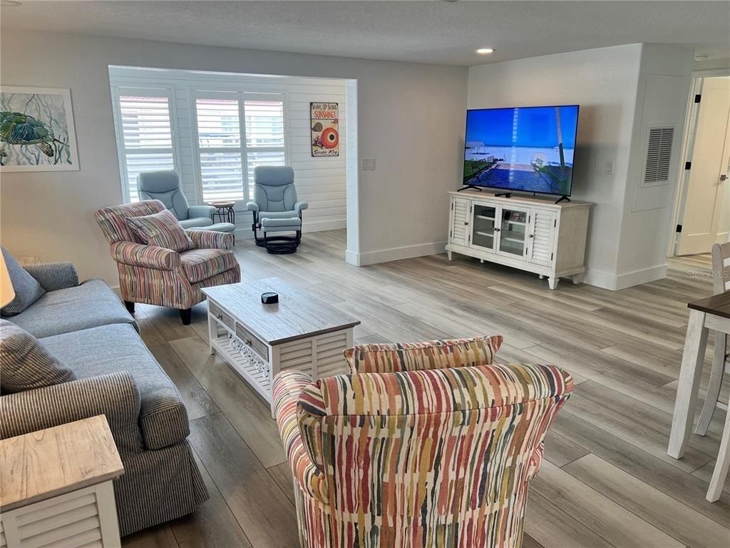 6154 Midnight Pass Road - Photo 3