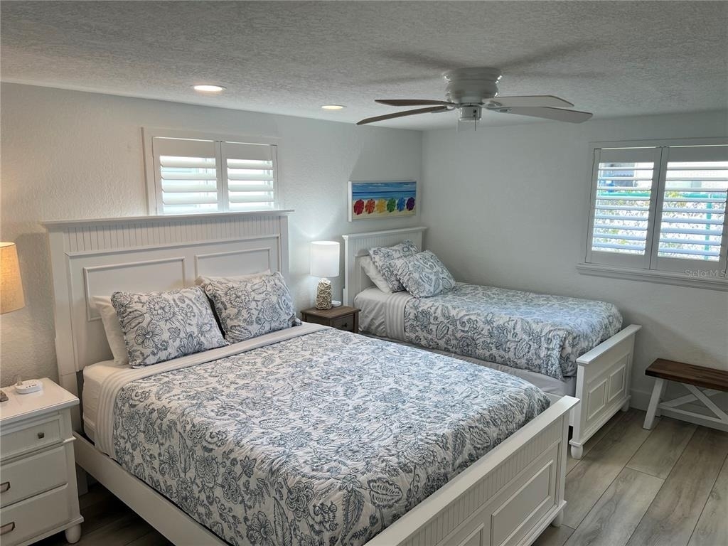 6154 Midnight Pass Road - Photo 12