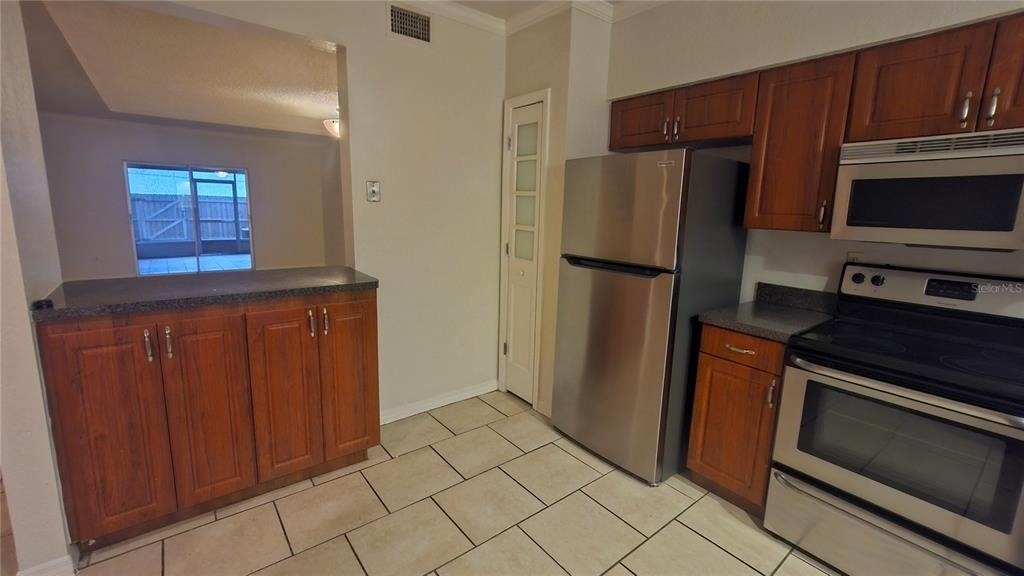 11710 Wesson Circle W - Photo 6