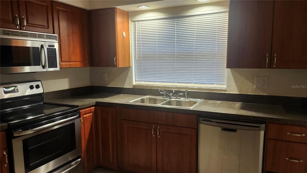11710 Wesson Circle W - Photo 3