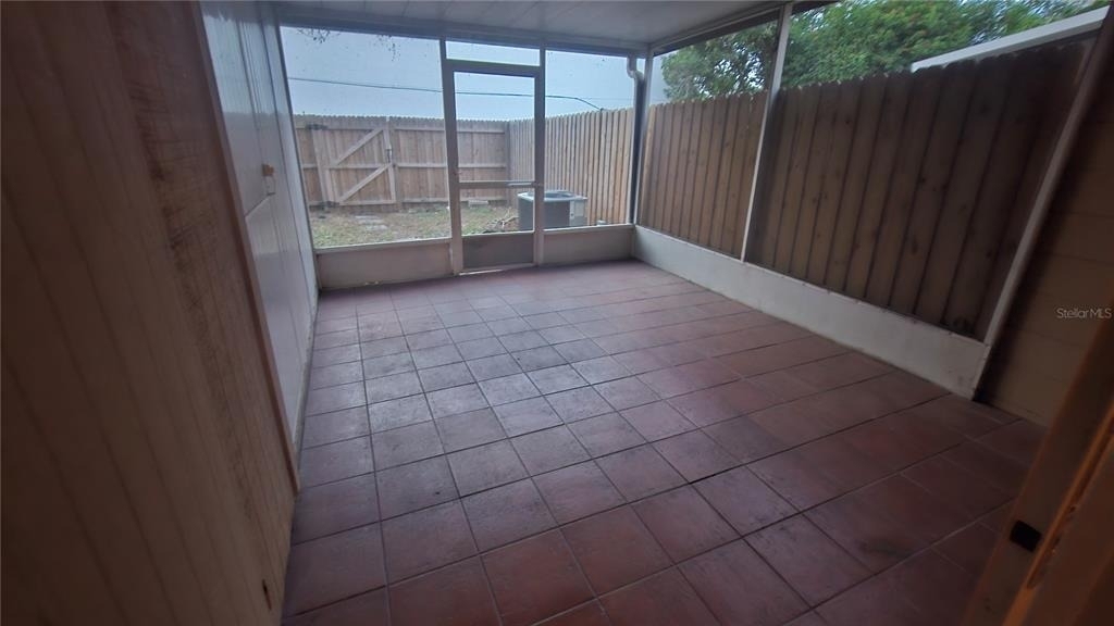 11710 Wesson Circle W - Photo 10