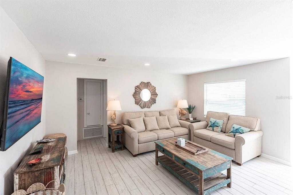 6020 Midnight Pass Road - Photo 3