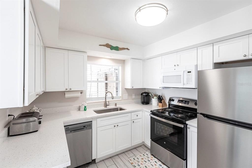 6020 Midnight Pass Road - Photo 11