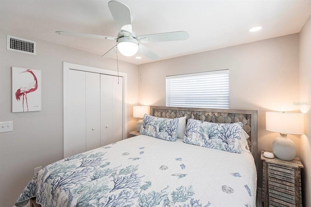 6020 Midnight Pass Road - Photo 20