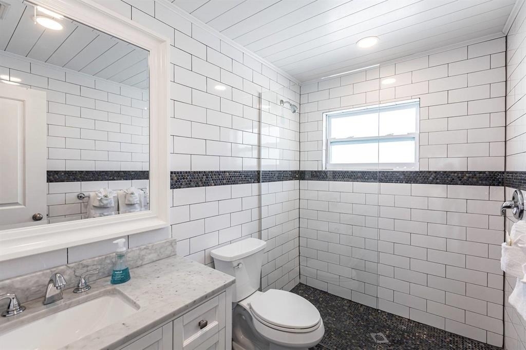 6020 Midnight Pass Road - Photo 22