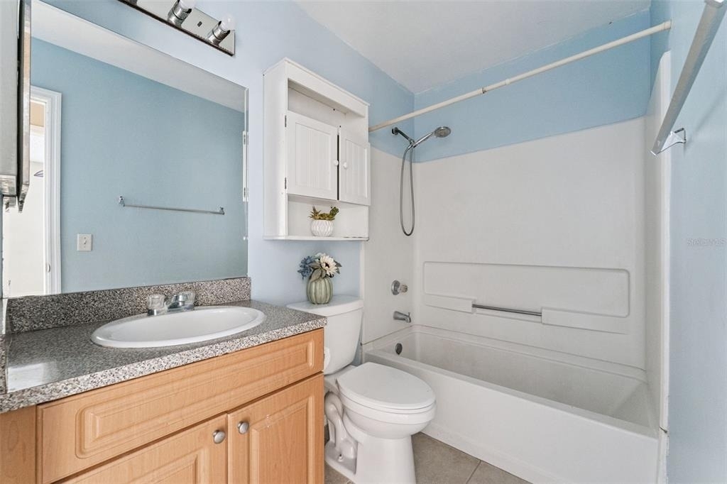 3651 N Goldenrod Road - Photo 16