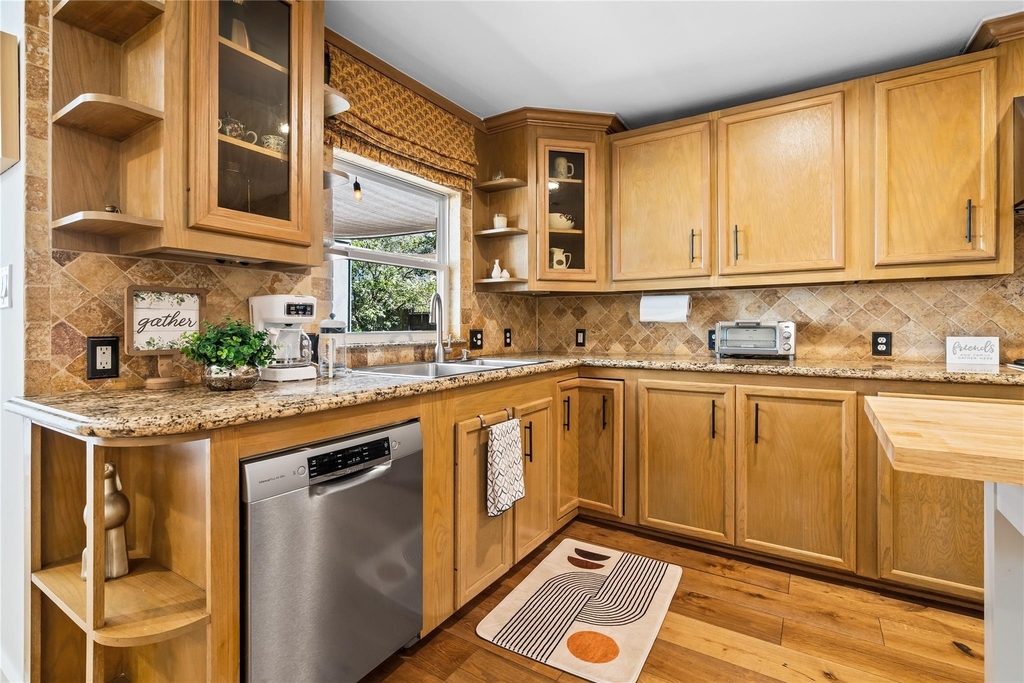 3902 Colquitt Street - Photo 15