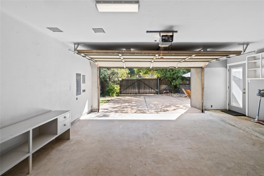 3902 Colquitt Street - Photo 29