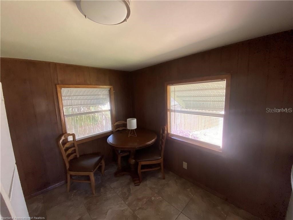 1526 Fort Meade Road - Photo 7
